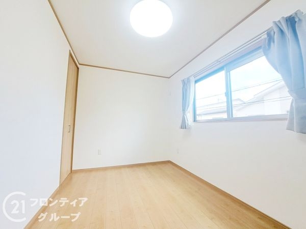 長岡京市勝竜寺二ノ坪の中古一戸建て