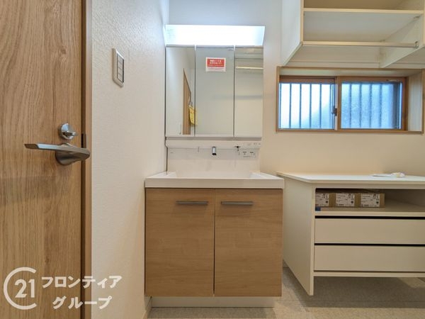 大津市石山寺４丁目　新築一戸建て　２期　１号地