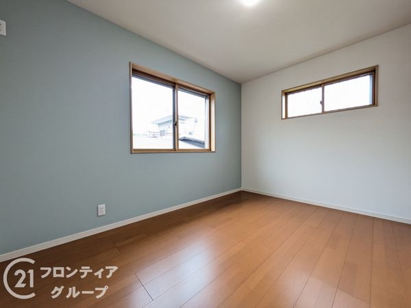 大津市石山寺４丁目　新築一戸建て　２期　１号地