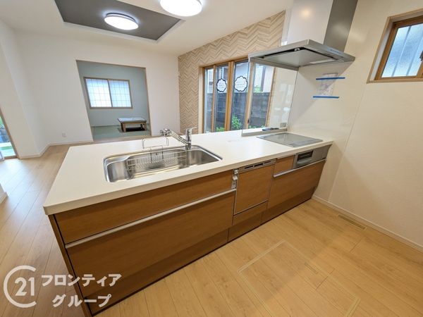 大津市石山寺４丁目　新築一戸建て　２期　１号地