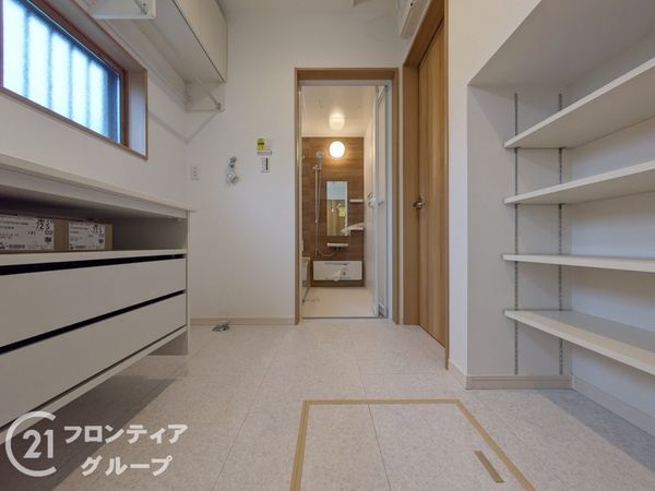 大津市石山寺４丁目　新築一戸建て　２期　１号地