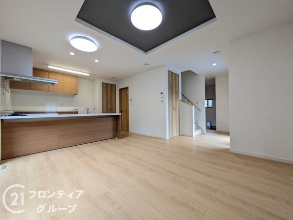 大津市石山寺４丁目　新築一戸建て　２期　１号地