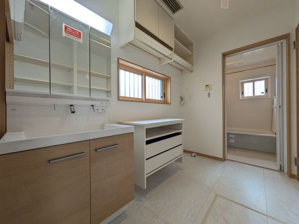 大津市大江２丁目　新築一戸建て　１期　１号地