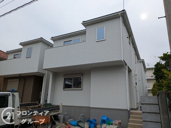 大津市桜野町１丁目　新築一戸建て　２号地