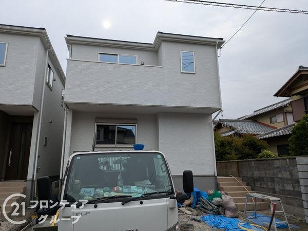 大津市桜野町１丁目　新築一戸建て　２号地