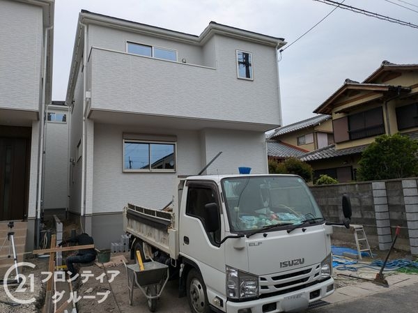 大津市桜野町１丁目　新築一戸建て　２号地
