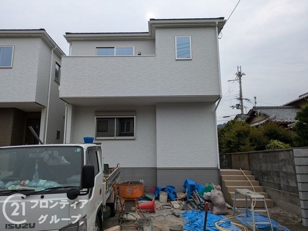 大津市桜野町１丁目　新築一戸建て　２号地