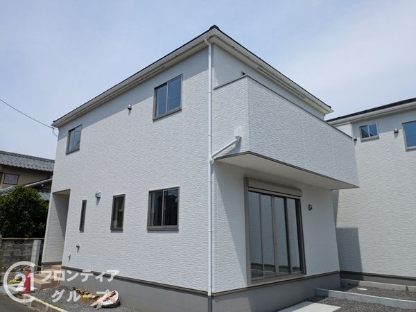 大津市桜野町１丁目　新築一戸建て　１号地