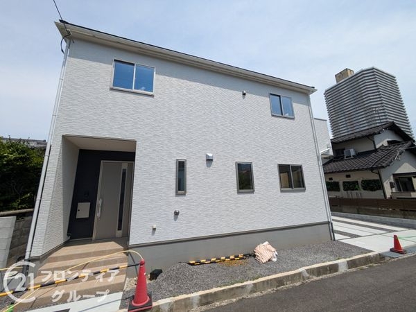 大津市桜野町１丁目　新築一戸建て　１号地