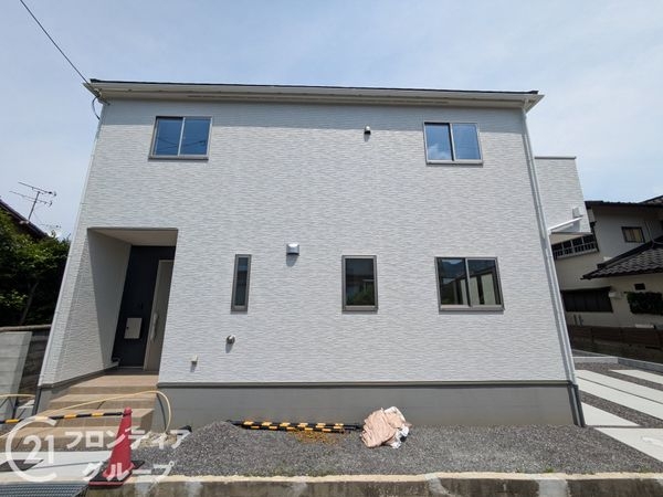 大津市桜野町１丁目　新築一戸建て　１号地