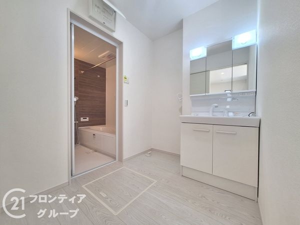 大津市桜野町１丁目　新築一戸建て　１号地