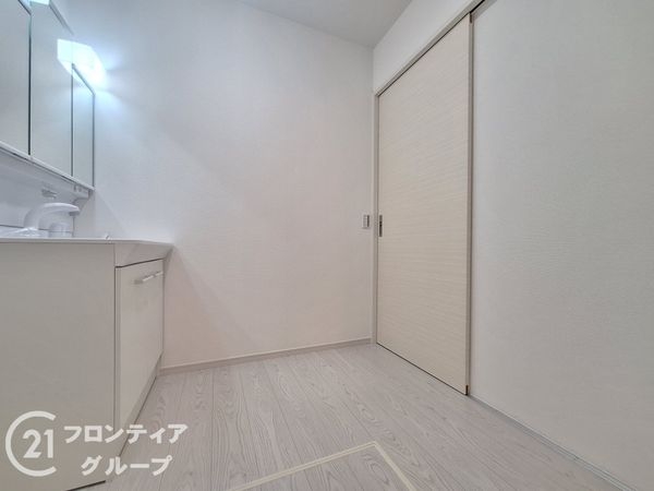 大津市桜野町１丁目　新築一戸建て　１号地
