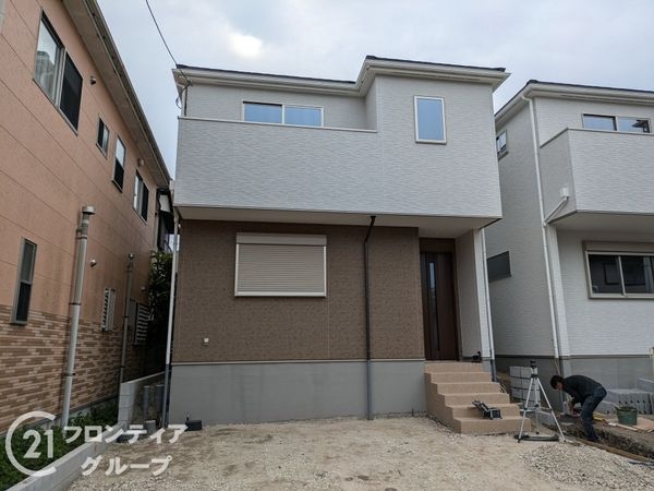 大津市桜野町１丁目　新築一戸建て　３号地