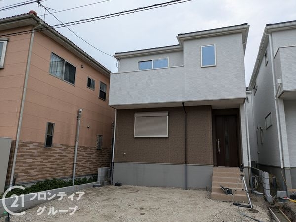 大津市桜野町１丁目　新築一戸建て　３号地