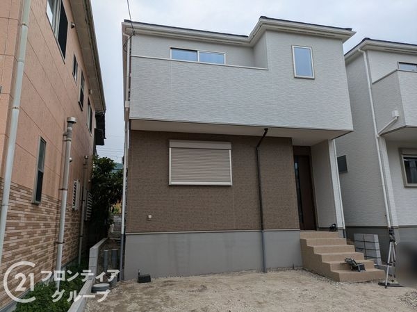 大津市桜野町１丁目　新築一戸建て　３号地