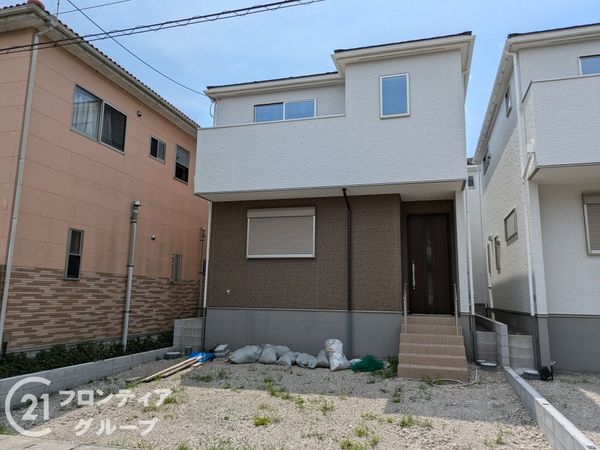 大津市桜野町１丁目　新築一戸建て　３号地