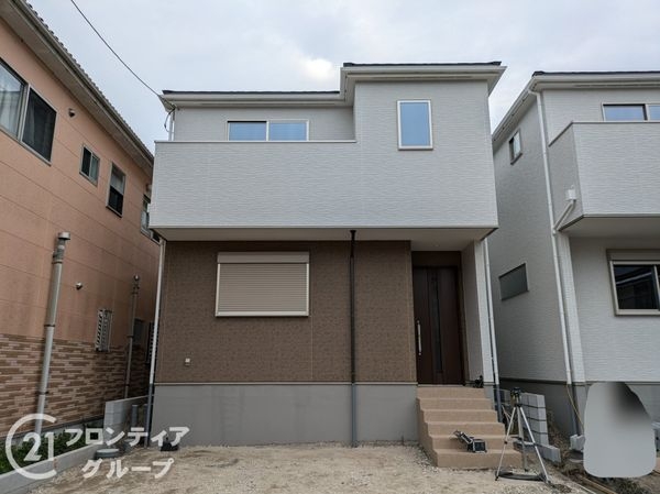 大津市桜野町１丁目　新築一戸建て　３号地
