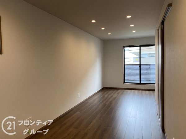 京都市南区久世中久世町3丁目　新築一戸建て
