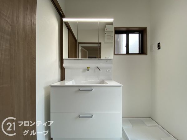 京都市南区久世大薮町　新築一戸建て