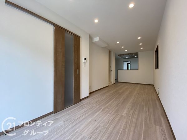 京都市南区久世大薮町　新築一戸建て