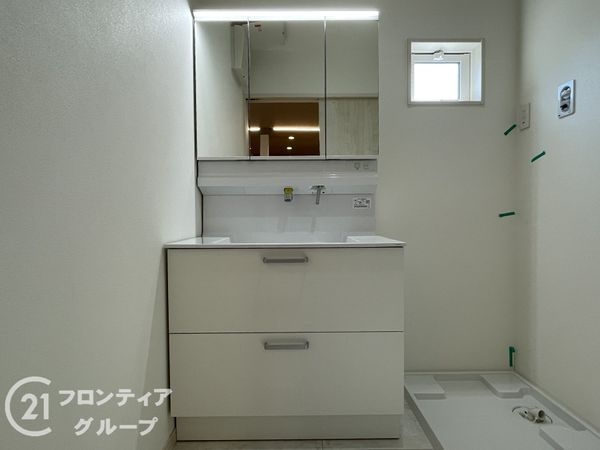 宇治市神明宮東　新築一戸建て　１号棟