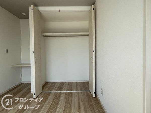 宇治市神明宮東　新築一戸建て　１号棟