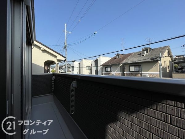 宇治市神明宮東　新築一戸建て　２号棟