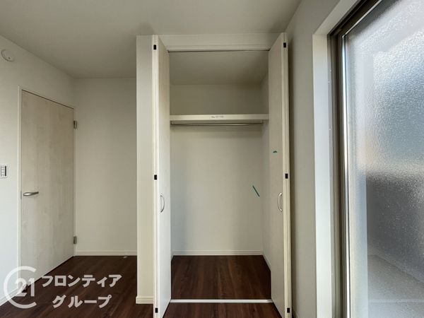 宇治市神明宮東　新築一戸建て　２号棟
