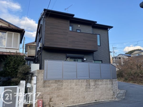 京都市伏見区深草大亀谷東寺町の中古一戸建て