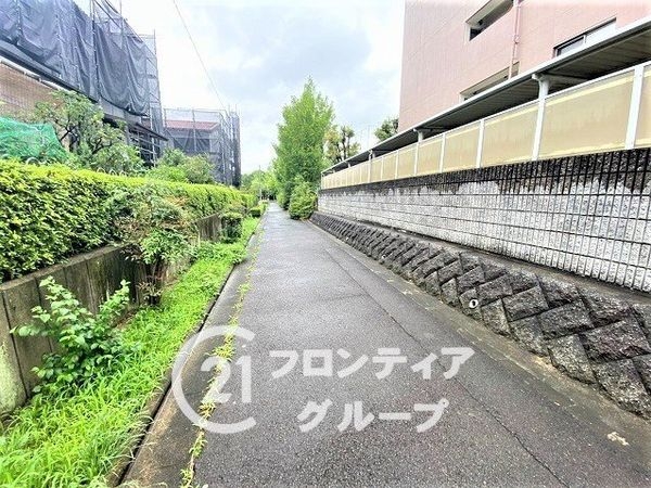 ユニ・アルス洛西プレジオ 中古マンション(エントランス)