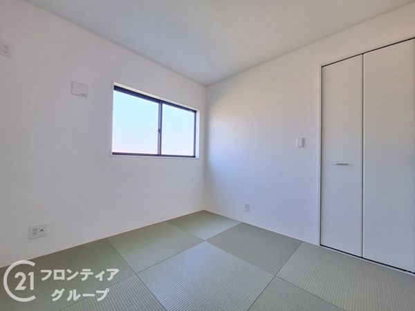 大津市雄琴５丁目　新築一戸建て　第２２　１期　８号棟