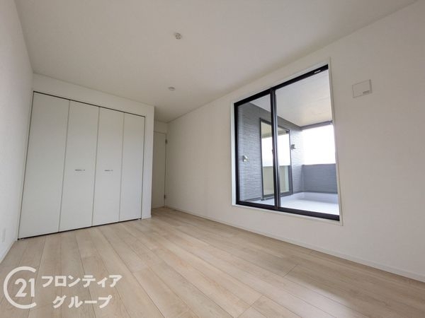 大津市雄琴５丁目　新築一戸建て　第２２　１期　６号棟
