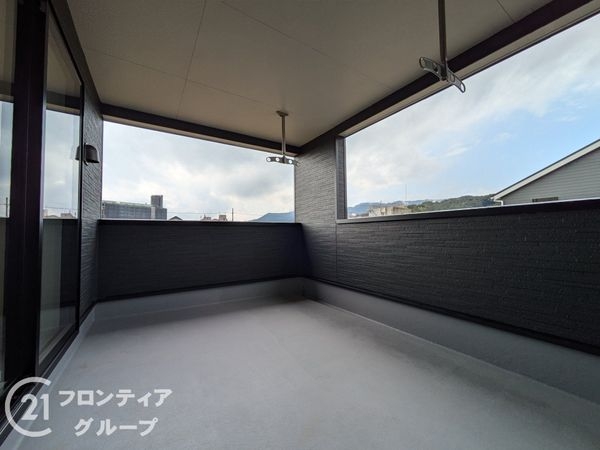 大津市雄琴５丁目　新築一戸建て　第２２　１期　６号棟
