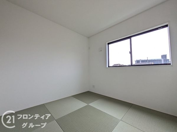 大津市雄琴５丁目　新築一戸建て　第２２　１期　６号棟