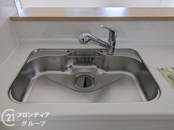 大津市雄琴５丁目　新築一戸建て　第２２　１期　６号棟