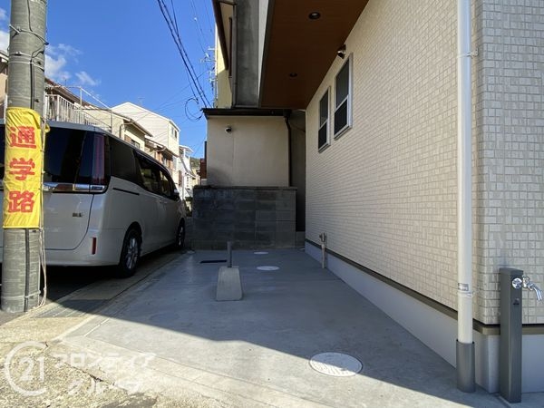 京都市山科区御陵久保町　新築一戸建て