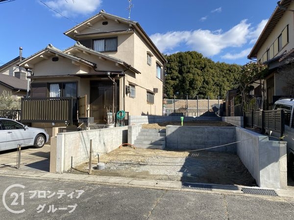 京都市伏見区深草大亀谷万帖敷町　新築一戸建て