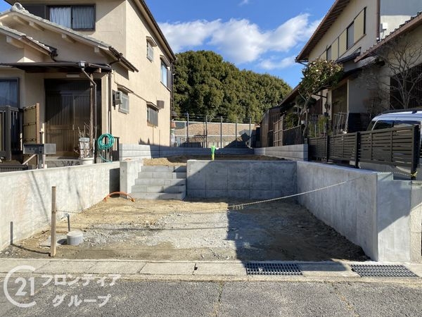 京都市伏見区深草大亀谷万帖敷町　新築一戸建て