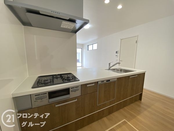 京都市伏見区向島中島町　新築一戸建て