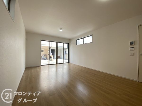 京都市伏見区向島中島町　新築一戸建て
