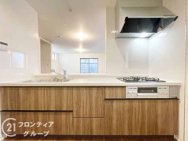 京都市西京区松室北河原町　新築一戸建て　1号棟
