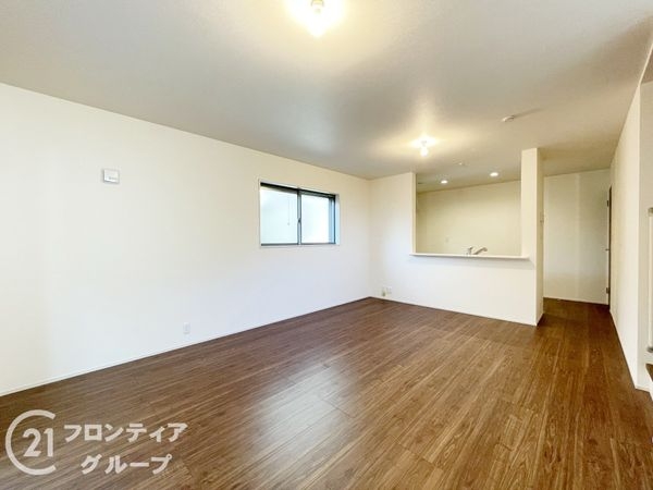 京都市西京区松室北河原町　新築一戸建て　1号棟