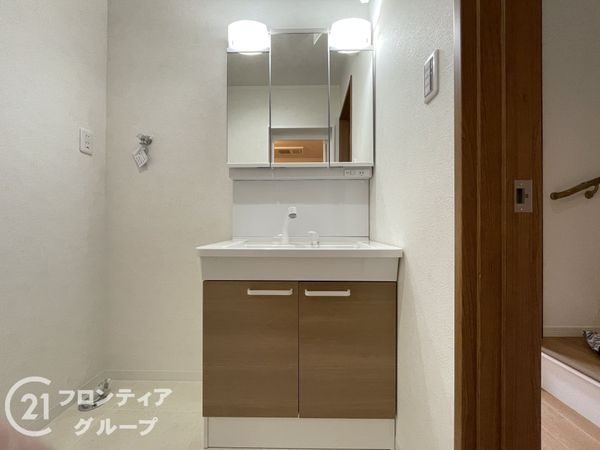 向日市寺戸町三ノ坪の中古一戸建て