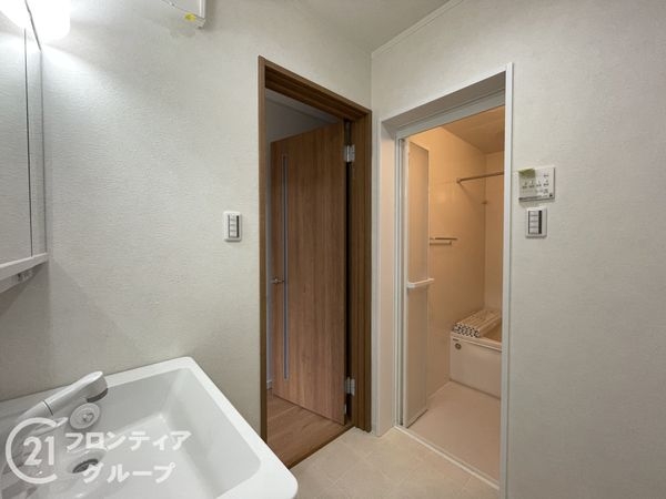 向日市寺戸町三ノ坪の中古一戸建て