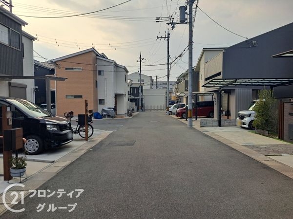 京都市伏見区羽束師菱川町　中古一戸建て