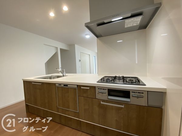 京田辺市河原神谷　新築一戸建て　1期　５号地