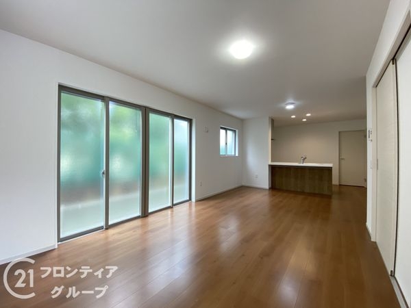 京田辺市河原神谷　新築一戸建て　1期　５号地