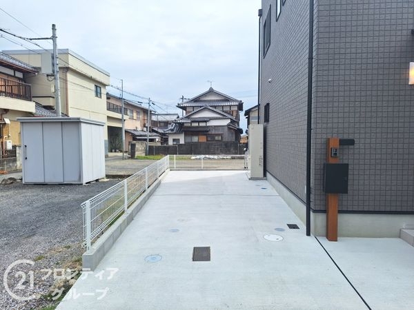 大津市本堅田２丁目　新築一戸建て
