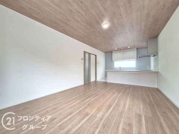 大津市本堅田２丁目　新築一戸建て
