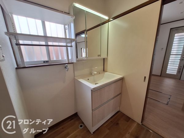 大津市里３丁目の中古一戸建て